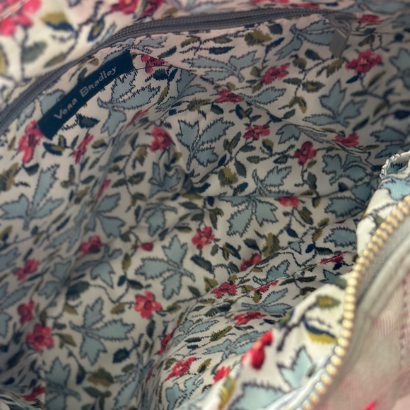 Carson Shoulder Bag In Grey Denim With Embroidered Flowers - Picture 10 of 11